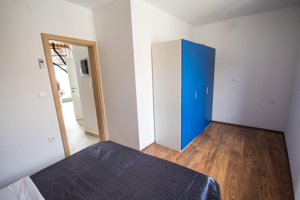 Apartments Umag Center, Seafront With Terrace In Umag Bagian luar foto